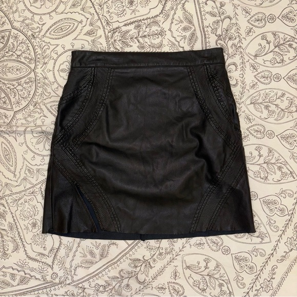 River island skirt - Picture 1 of 3